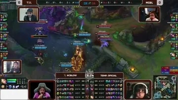 [CBLOW] Guns n Regis ganhando a partida de TFT